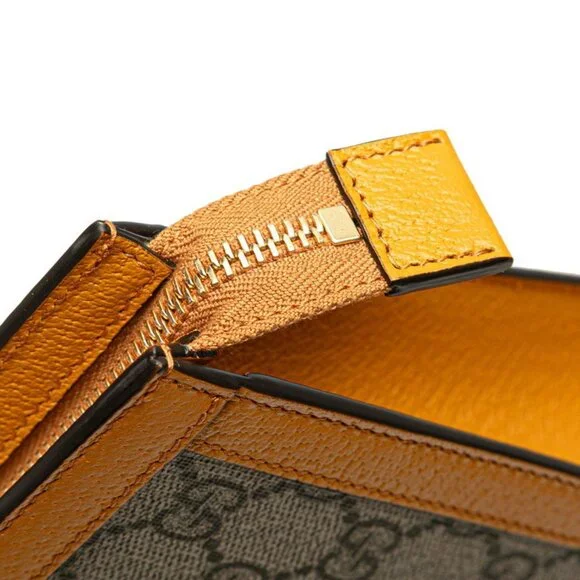 GUCCI Cream Leather Clutch Bag - Picture 5 of 10